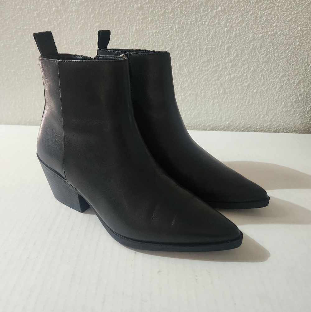 Steve Madden Women Cowboy Ankle Boots Black Leather Western  Low Heel Size 7. 5